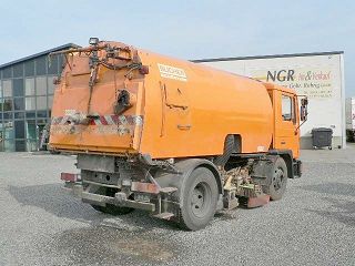 h-Bucher01